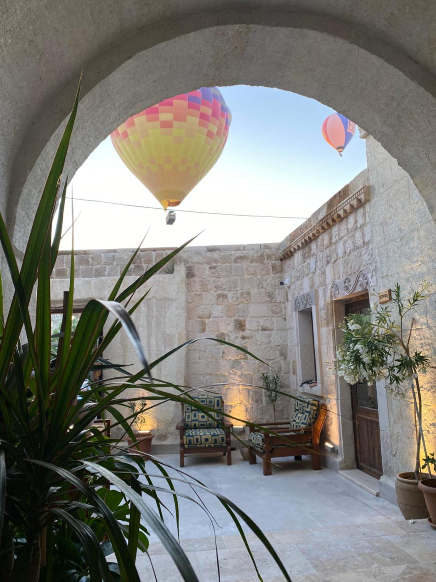 Goereme Escape Cave Suites Екстер'єр фото