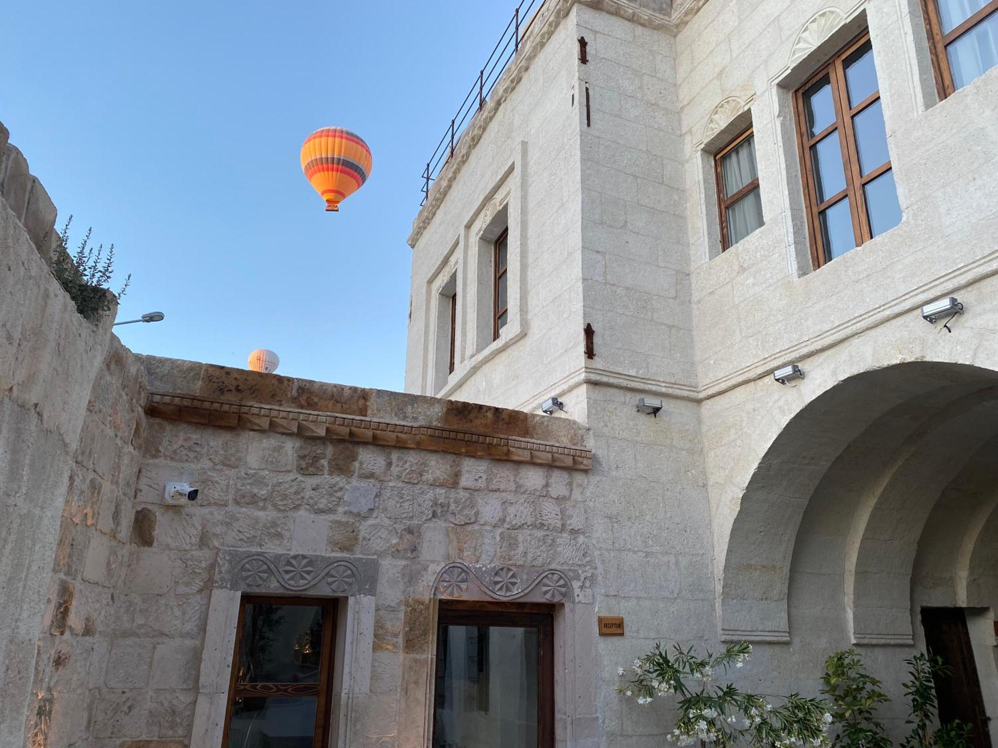 Goereme Escape Cave Suites Екстер'єр фото