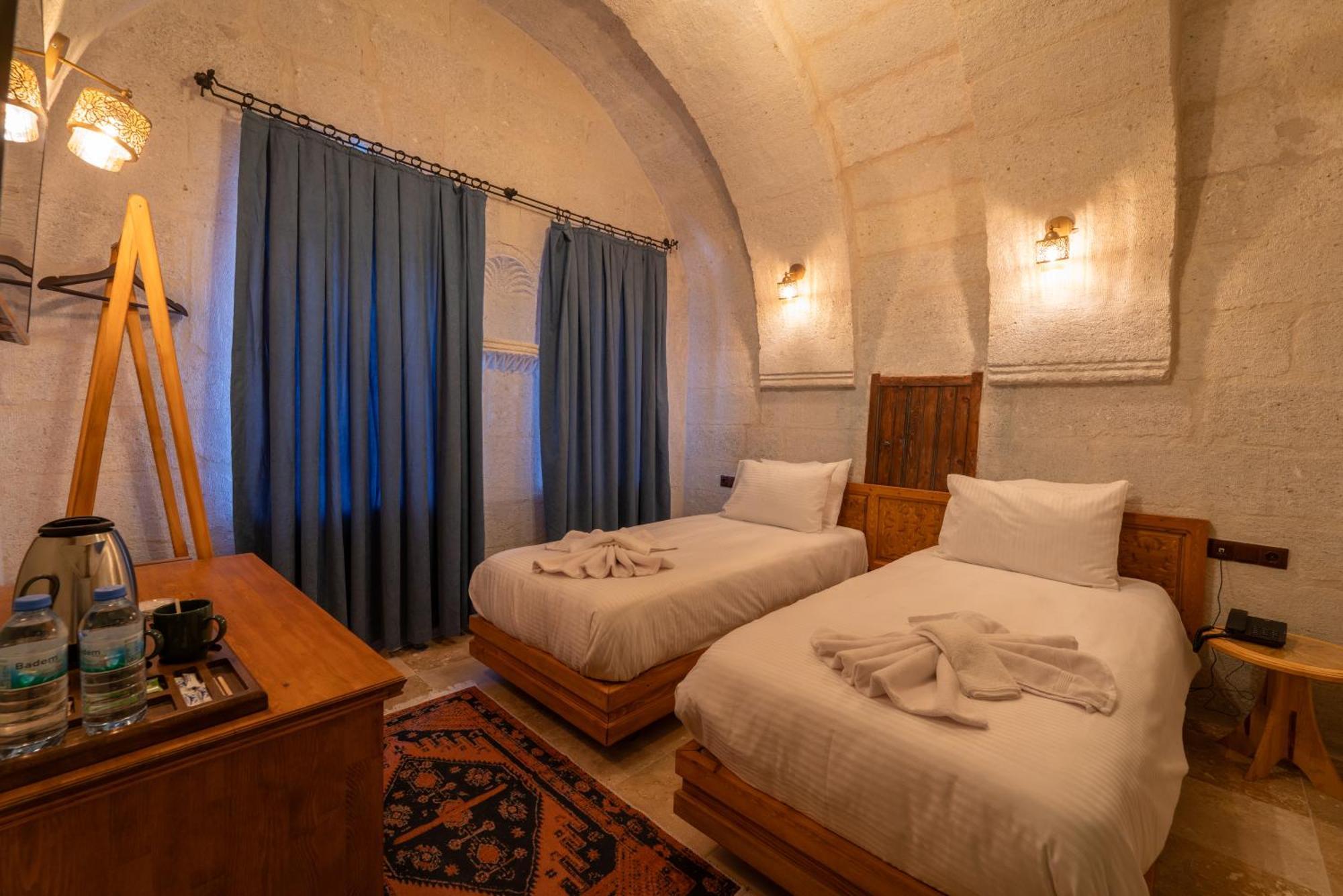 Goereme Escape Cave Suites Екстер'єр фото