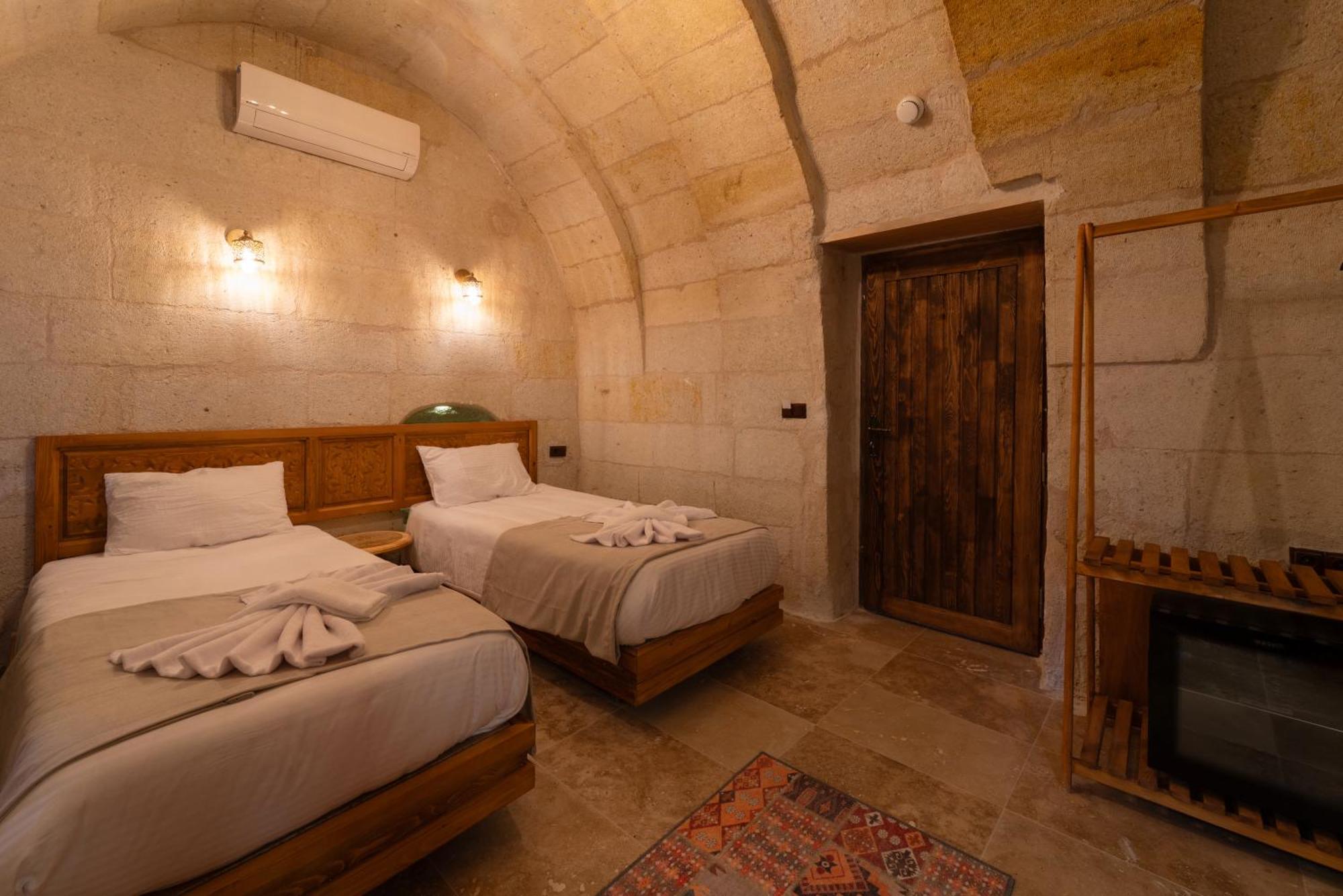 Goereme Escape Cave Suites Екстер'єр фото