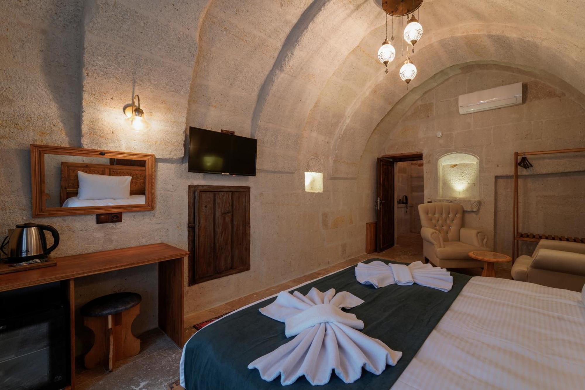 Goereme Escape Cave Suites Екстер'єр фото