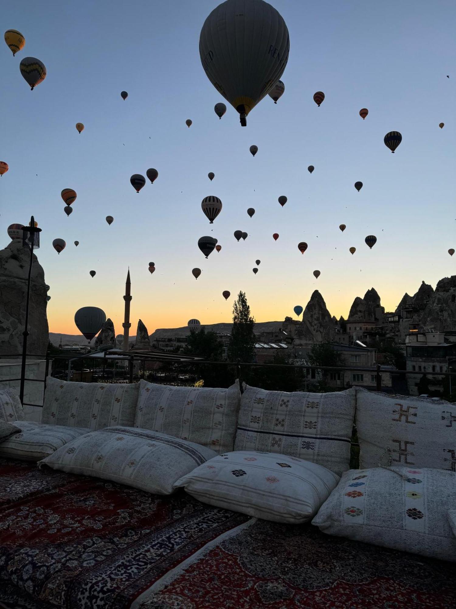 Goereme Escape Cave Suites Екстер'єр фото